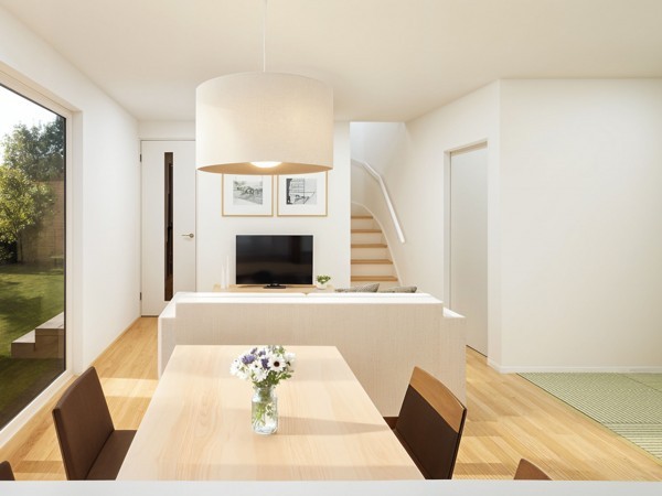 松江市西川津町、新築一戸建ての居間画像です