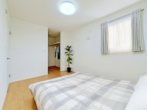 西伯郡伯耆町岸本、土地の寝室画像です