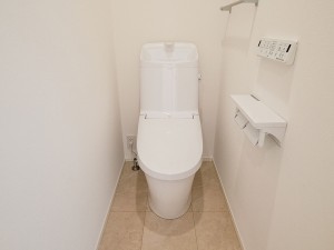 鳥取市南吉方、新築一戸建てのトイレ画像です