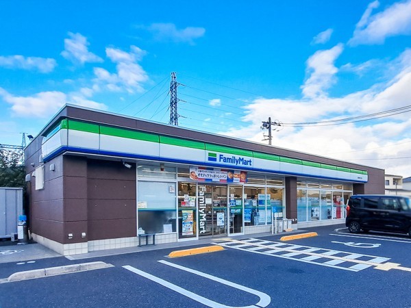 鳥取市南吉方、新築一戸建てのコンビニ画像です