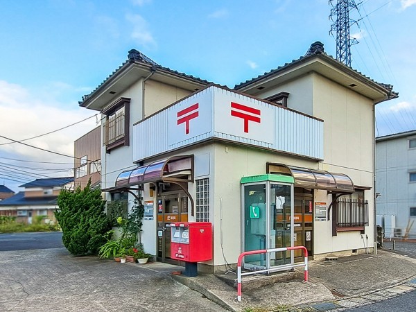 鳥取市南吉方、新築一戸建ての郵便局画像です