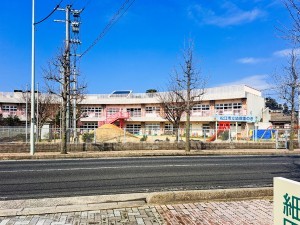 松江市玉湯町玉造、新築一戸建ての郵便局画像です