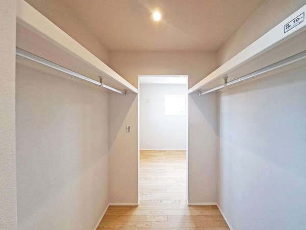 松江市浜佐田町、新築一戸建ての収納画像です