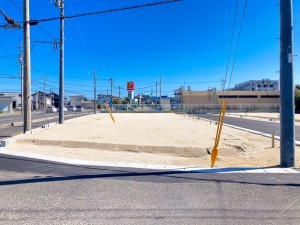 出雲市小山町、土地の前面道路を含む現地写真画像です