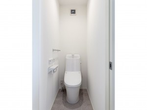 米子市旗ヶ崎、新築一戸建てのトイレ画像です