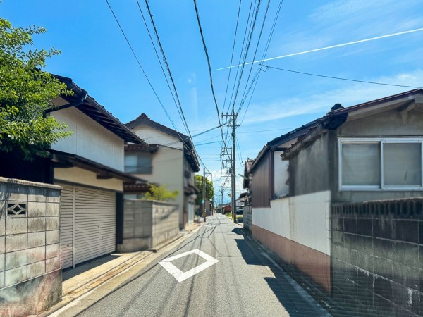 米子市上福原、土地の前面道路を含む現地写真画像です