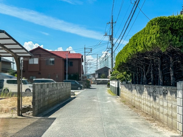 米子市上福原、土地の前面道路を含む現地写真画像です