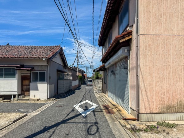 米子市上福原、土地の前面道路を含む現地写真画像です