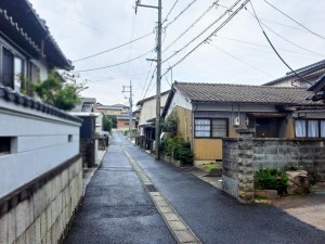 松江市上乃木、土地の前面道路を含む現地写真画像です