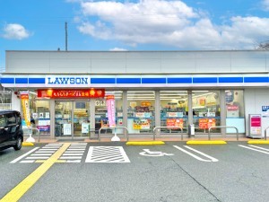 鳥取市浜坂、新築一戸建てのコンビニ画像です