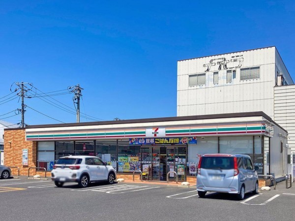 出雲市大津町、新築一戸建てのコンビニ画像です