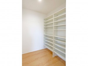 境港市上道町、新築一戸建ての収納画像です