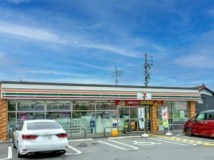 米子市中島、新築一戸建てのコンビニ画像です