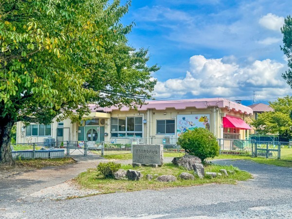 米子市尾高、新築一戸建ての幼稚園・保育園画像です
