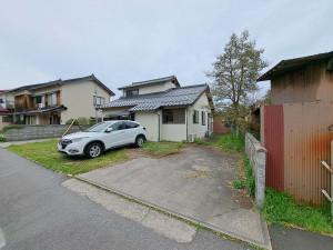 米子市米原、土地の前面道路を含む現地写真画像です