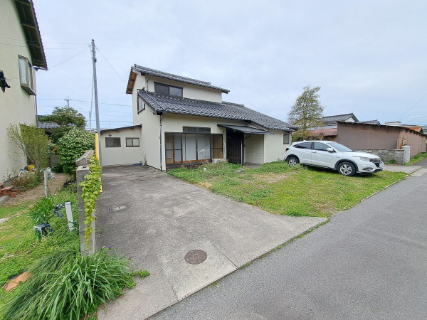 米子市米原、土地の前面道路を含む現地写真画像です