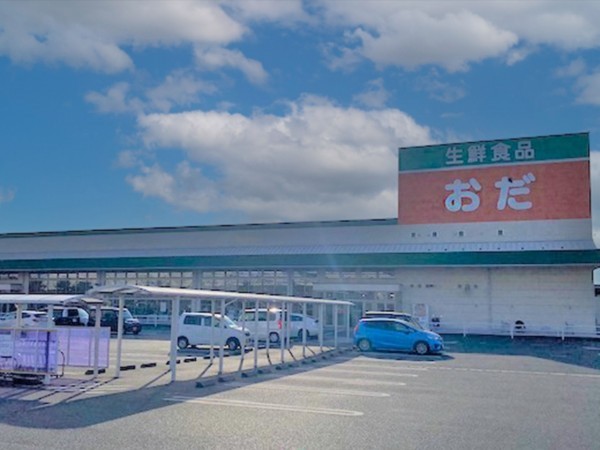 出雲市小山町、新築一戸建てのスーパー画像です