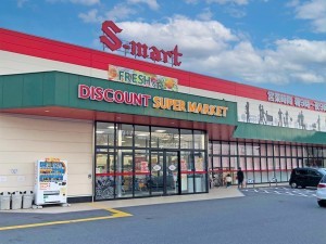 鳥取市田島、新築一戸建てのスーパー画像です