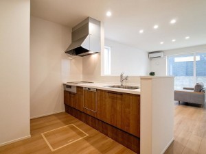 米子市東福原、新築一戸建てのキッチン画像です