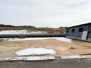 倉吉市、土地の前面道路を含む現地写真画像です
