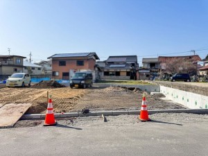 米子市、土地の前面道路を含む現地写真画像です