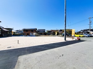 米子市、土地の前面道路を含む現地写真画像です