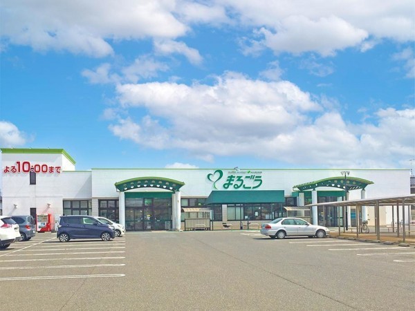 米子市、土地のスーパー画像です