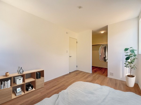 鳥取市岩倉、新築一戸建ての居間画像です