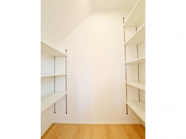 八頭郡八頭町、新築一戸建ての収納画像です