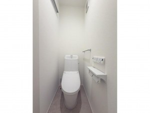 松江市上乃木、新築一戸建てのトイレ画像です
