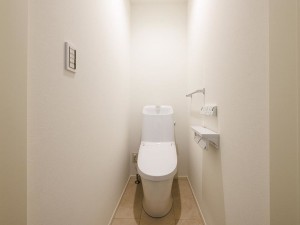 米子市上福原、新築一戸建てのトイレ画像です