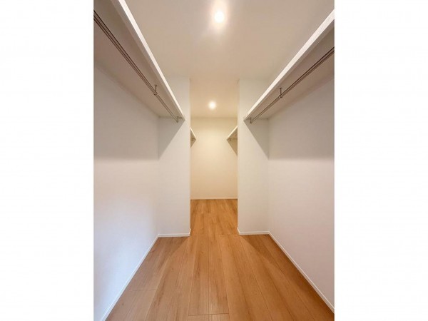 出雲市小山町、新築一戸建ての収納画像です