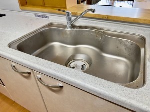 出雲市西新町、マンションのキッチン画像です