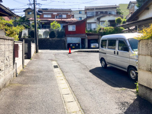 松江市上乃木、土地の前面道路を含む現地写真画像です