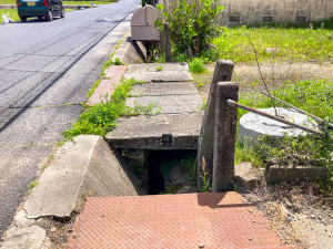 出雲市斐川町直江、土地の前面道路を含む現地写真画像です
