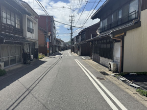 米子市立町、土地の前面道路を含む現地写真画像です