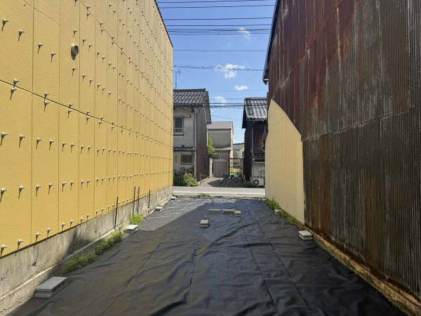 米子市立町、土地の前面道路を含む現地写真画像です