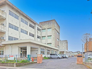 松江市乃木福富町、土地の小学校画像です