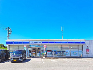 松江市東出雲町揖屋、土地のコンビニ画像です