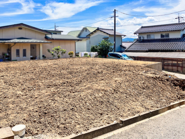 松江市古志原、土地の前面道路を含む現地写真画像です