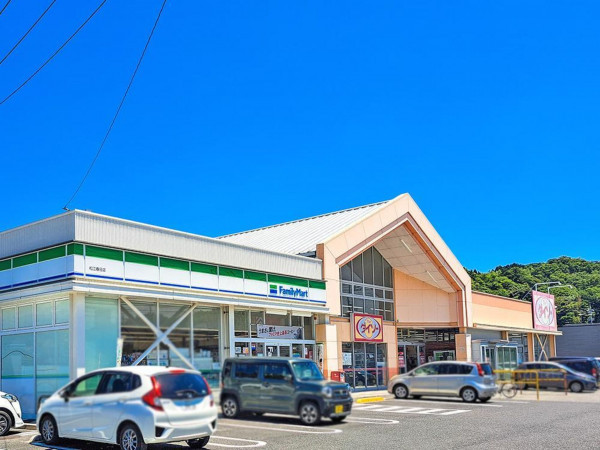 松江市法吉町、土地のコンビニ画像です