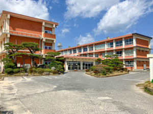 米子市上福原、土地の小学校画像です