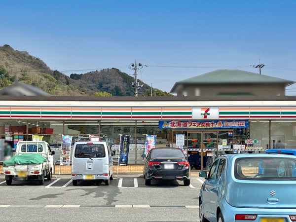 松江市八雲町東岩坂、土地のコンビニ画像です
