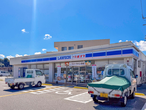 西伯郡伯耆町、土地のコンビニ画像です