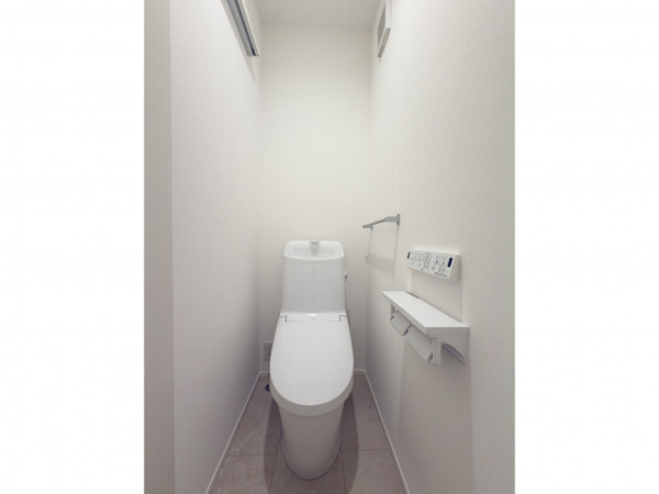 西伯郡伯耆町、土地のトイレ画像です