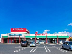 倉吉市、新築一戸建てのスーパー画像です