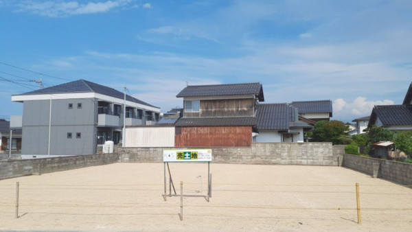 米子市西福原、土地の前面道路を含む現地写真画像です