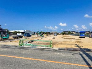 米子市河崎、土地の前面道路を含む現地写真画像です