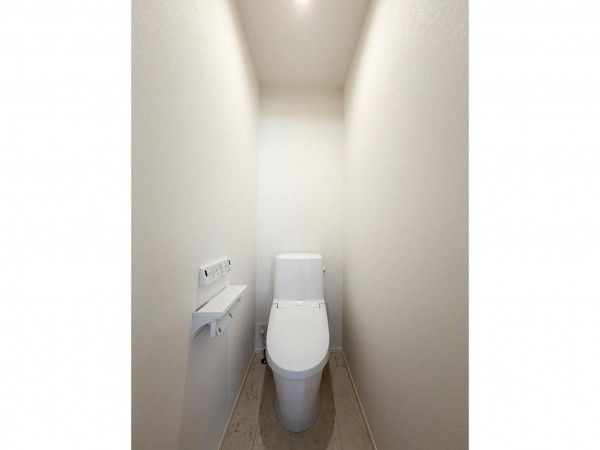 米子市上福原、新築一戸建てのトイレ画像です