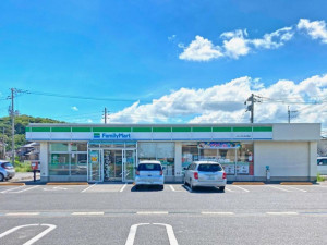 出雲市上塩冶町、新築一戸建ての中学校画像です